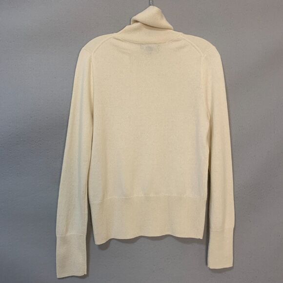 Banana Republic 100% Cashmere Cream Turtleneck Sweater Women’s Small Soft Luxe - Picture 2 of 7